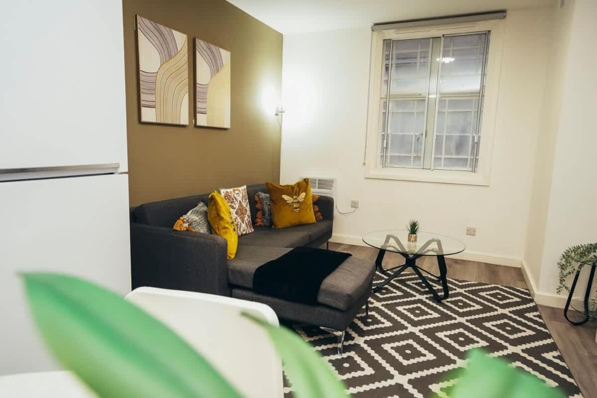 2Br City Centre Apt, Self Check In, Wifi, By Derbnb Шеффілд Екстер'єр фото